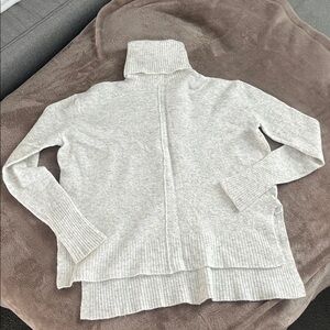 Athleta Gray Turtleneck Sweater